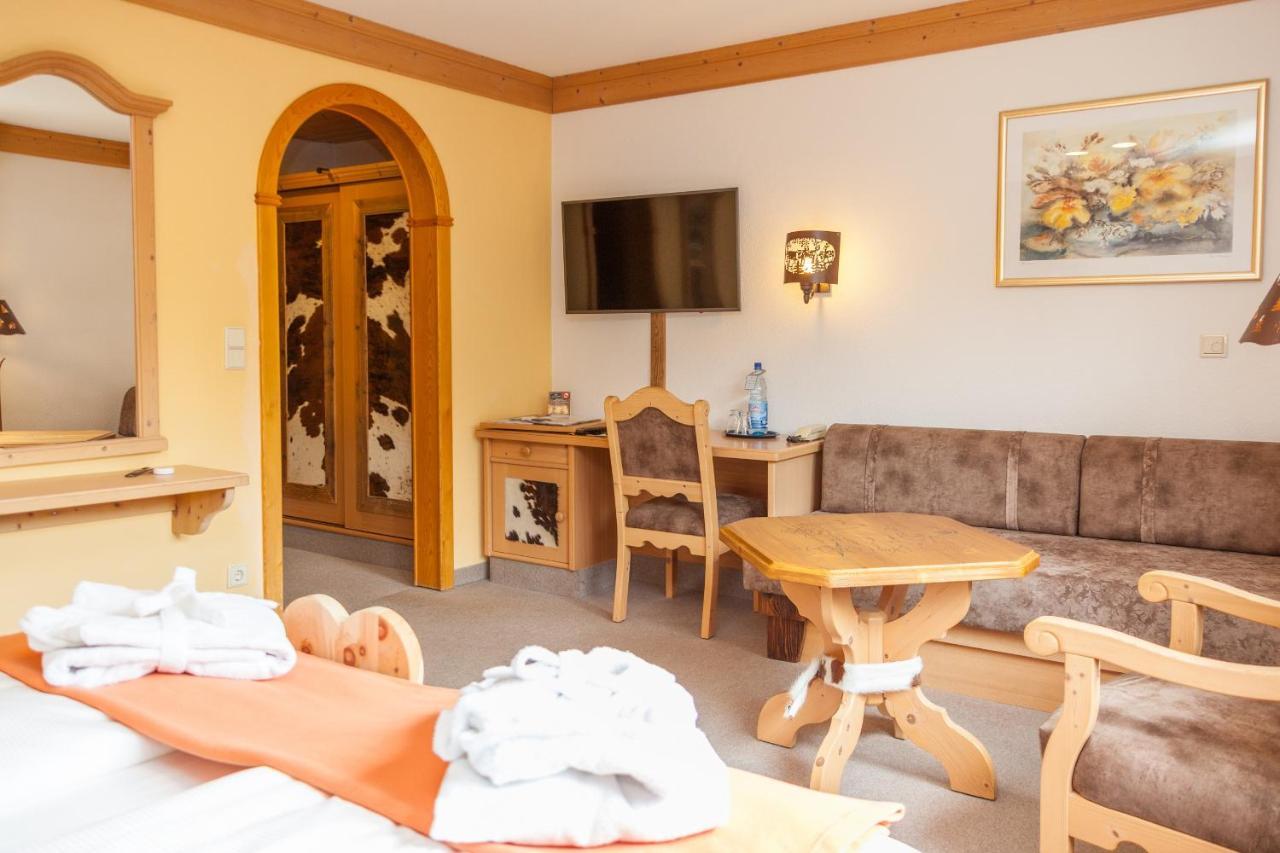 Hotel Und Restaurant Koehlerhuette - Fuerstenbrunn Beierfeld Eksteriør billede