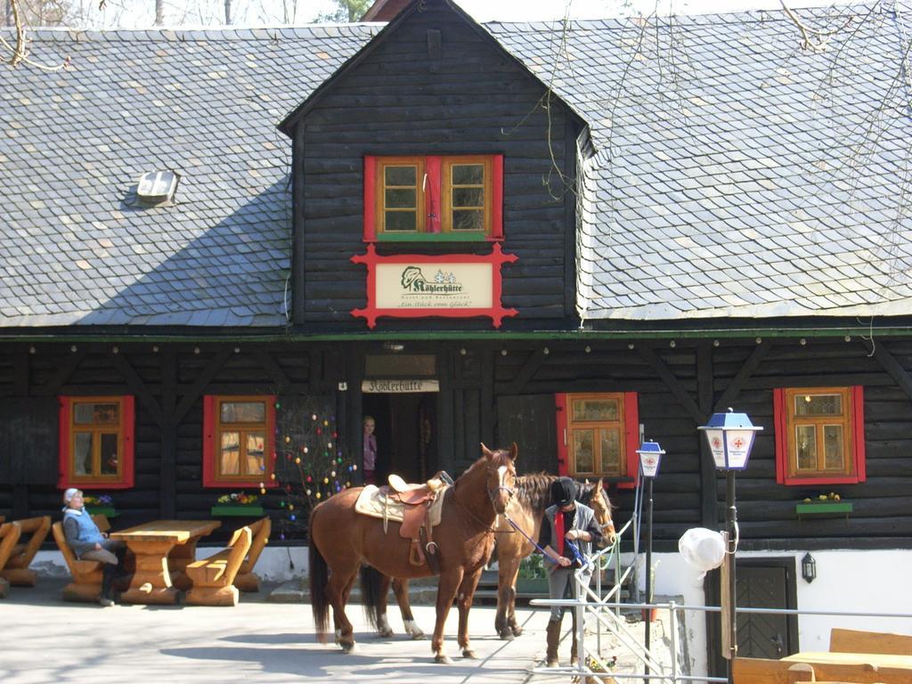Hotel Und Restaurant Koehlerhuette - Fuerstenbrunn Beierfeld Eksteriør billede