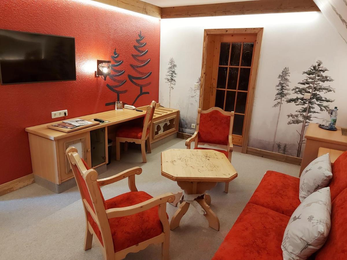 Hotel Und Restaurant Koehlerhuette - Fuerstenbrunn Beierfeld Eksteriør billede