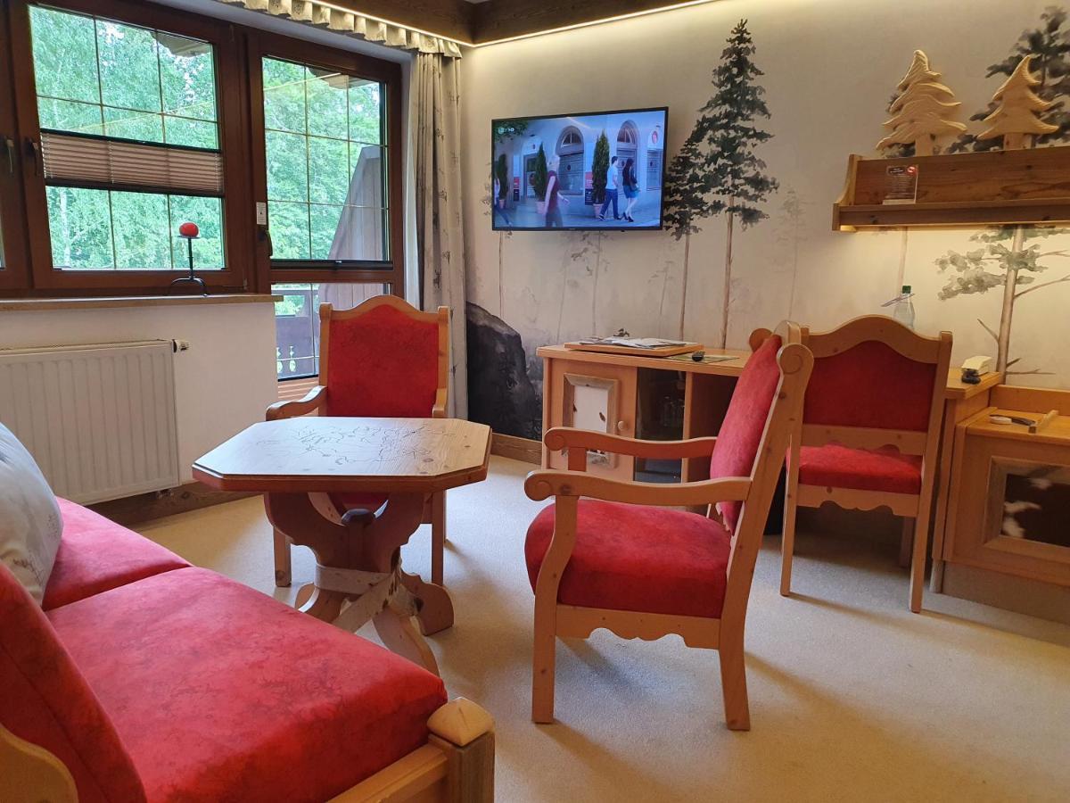 Hotel Und Restaurant Koehlerhuette - Fuerstenbrunn Beierfeld Eksteriør billede